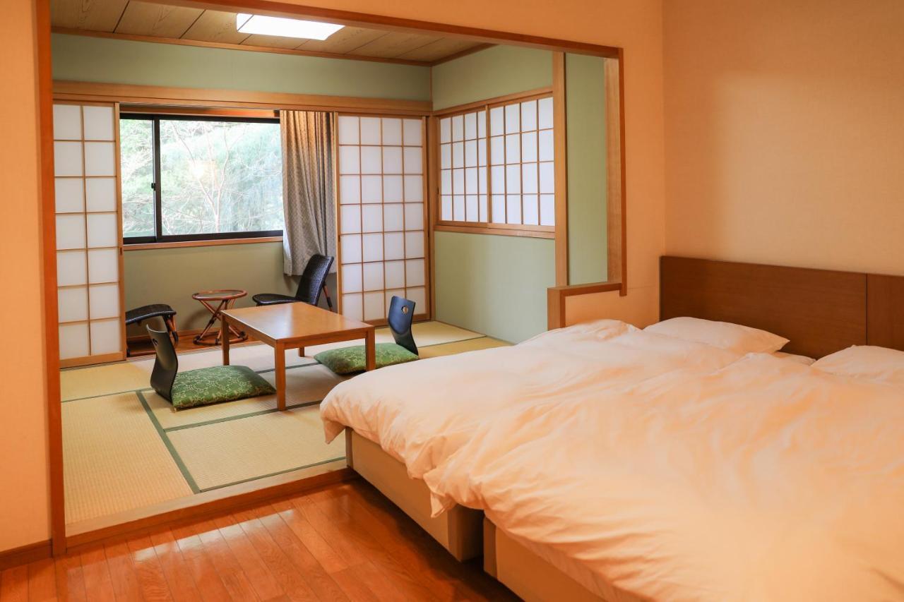 Ryokan Ajisai Onsen - Award Winning Private Open Air Onsen Hakone